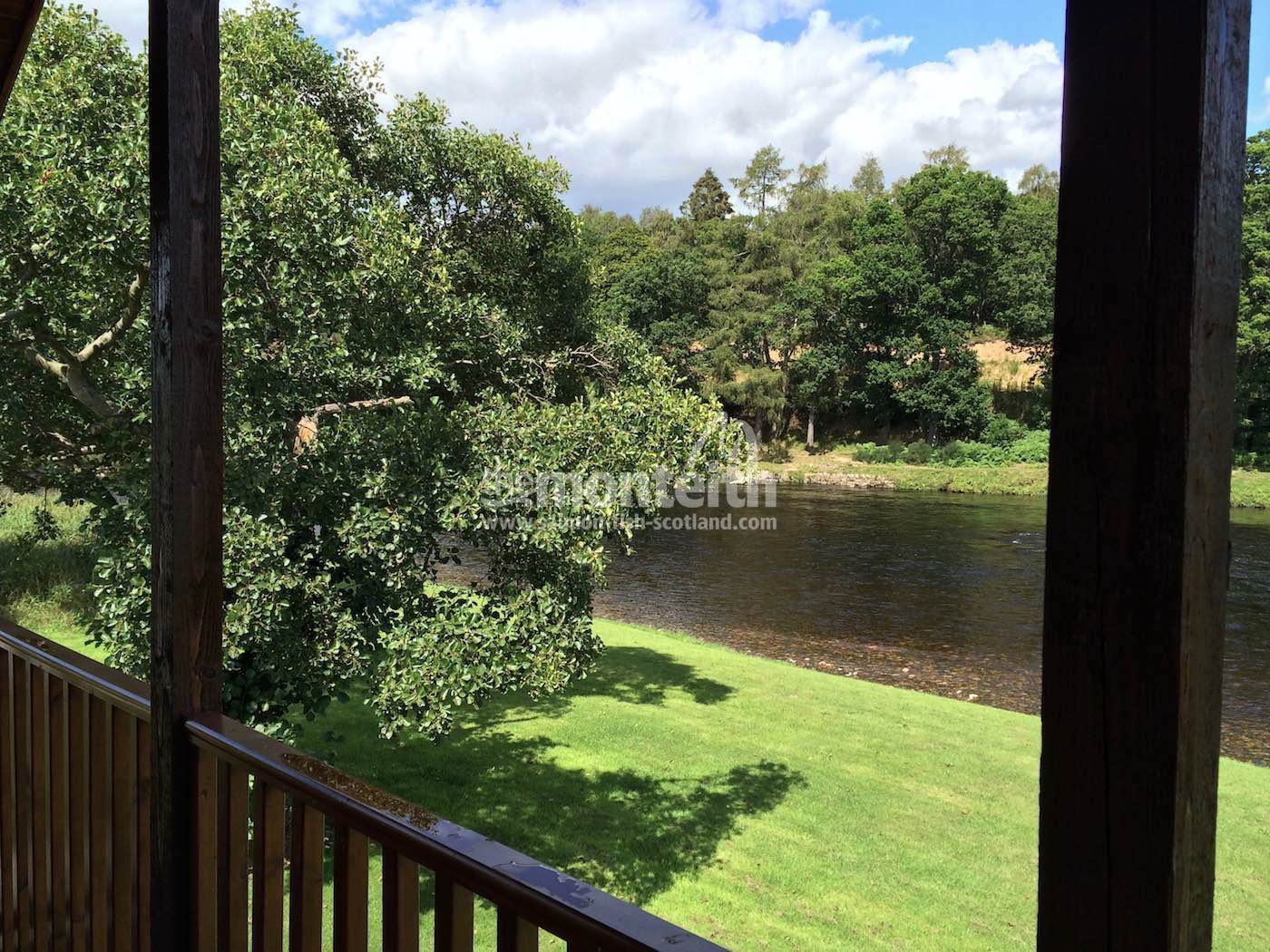Invery Beat River Dee 20