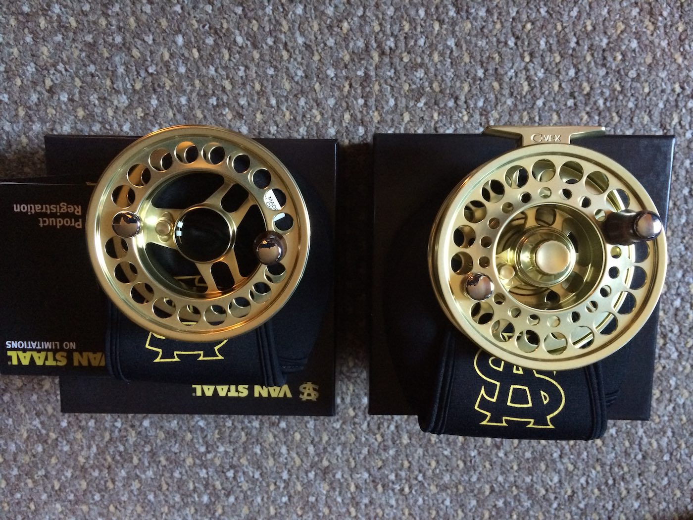 I was fortunate to get the opportunity to buy a dozen of these super fly reels 15 years ago before Van Staal moved their production from the USA to China. I distributed the reels I bought to long standing salmon fishing guide colleagues and kept my own personal silver version which I still use to this day and have owned since 2003. This reel comes with a 9/10 & a 10/11 spool which fits into the same reel housing which is a great design concept.