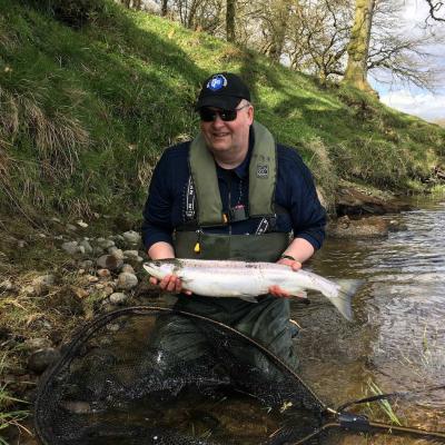 This brand new salmon fishing vacation guest came down from Aberdeen to learn how to salmon fish and within an hour or two he had also learned how to play and land a salmon. This fine salmon capture was achieved in April on the River Tay close to the Tummel/Tay confluence which is a great Spring salmon fishing area near Dunkeld. fishing on River Dee
