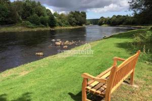 Invery Beat River Dee 4