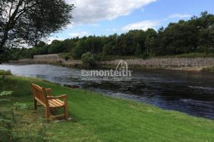 Invery Beat River Dee 11